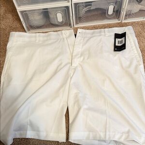 Nike White Flat Front Men's Shorts